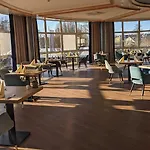 The Monarch فندق باد غوغنغ