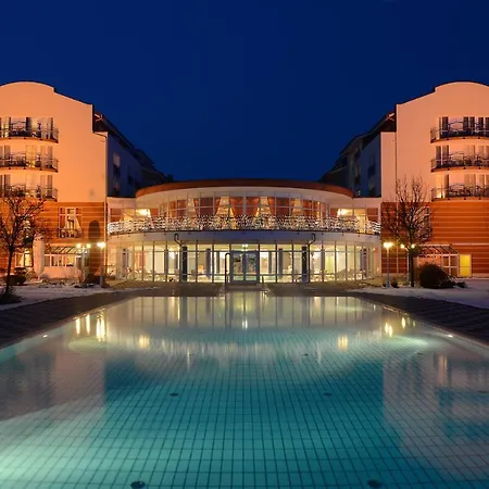 The Monarch Hotel 4*