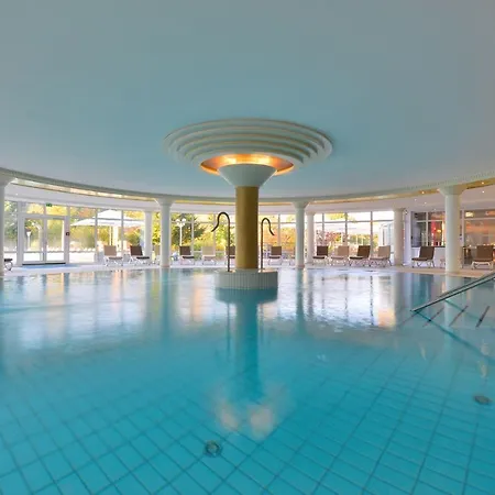 The Monarch 4*