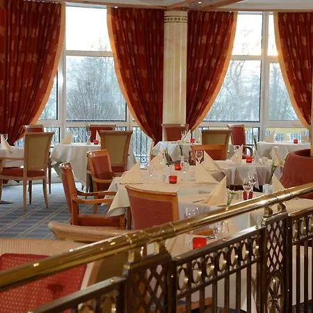 The Monarch Hotel 4*
