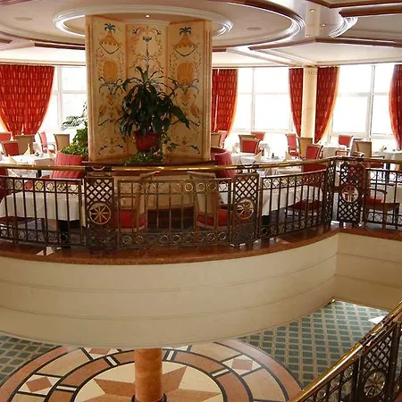 Hotel The Monarch Bad Goegging