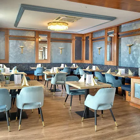 Hotel The Monarch 4*