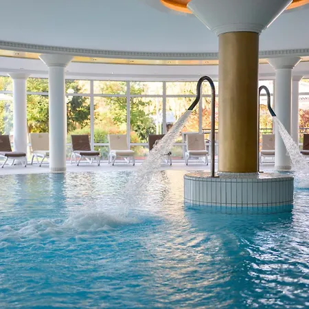 The Monarch Otel 4*