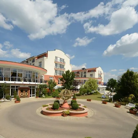 The Monarch Hotel