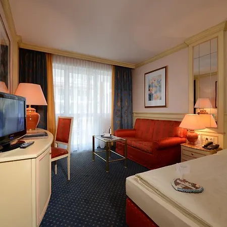 Hotel The Monarch 4*