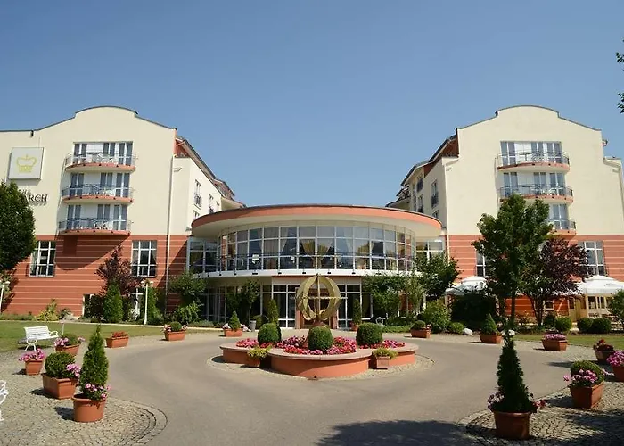 ホテル The Monarch 4*