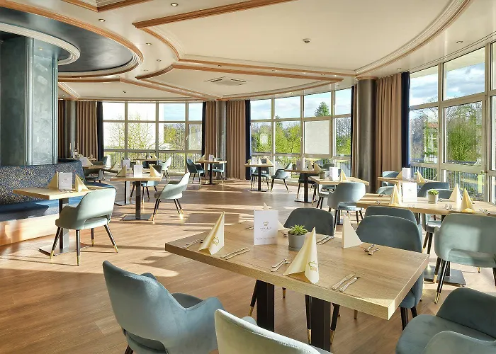 ホテル The Monarch 4*